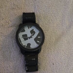 Men's Black and Gray Camouflage Watch